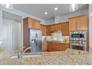 Photo #4: 22445372 Listing