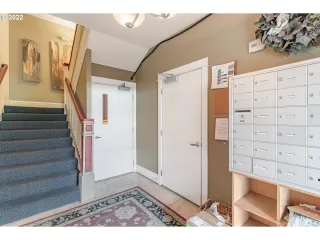 Photo #2: 22445791 Listing