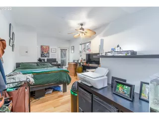 Photo #3: 22445791 Listing