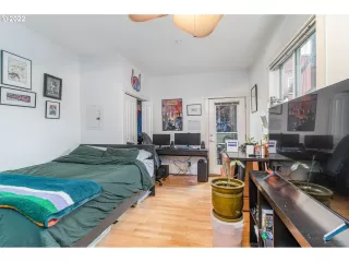 Photo #5: 22445791 Listing