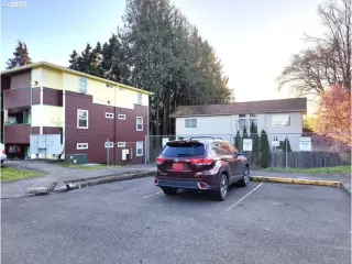 Photo #3: 22446119 Listing