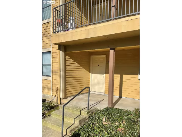 MLS: 22446284 Condo For Sale