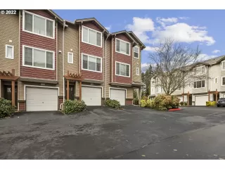 Photo #4: 22446803 Listing