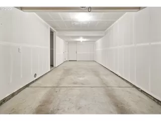 Photo #5: 22446803 Listing