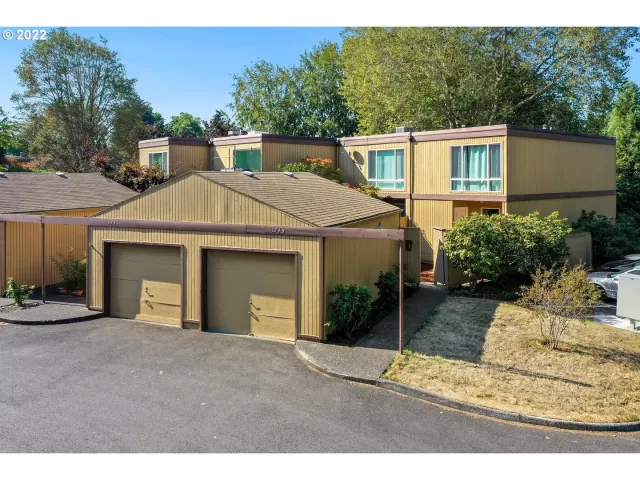 MLS: 22448908 Condo For Sale