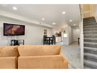 Photo #5: 22448908 Listing 