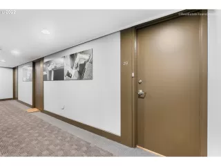 Photo #3: 22449066 Listing