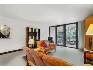 Photo #6: 22449066 Listing