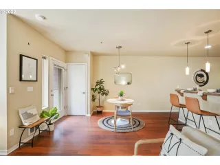 Photo #1: 22449327 Listing