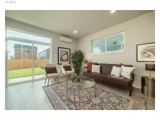 Photo #4: 22449798 Listing