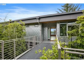 Photo #2: 22449833 Listing