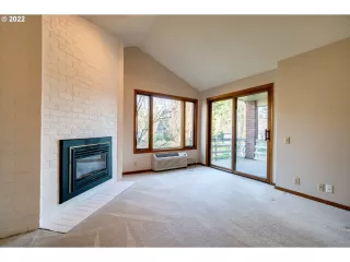 Photo #2: 22450484 Listing 