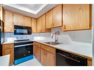 Photo #5: 22450484 Listing 