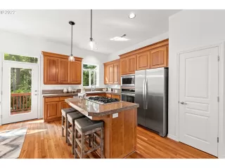 Photo #6: 22450672 Listing