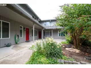 Photo #1: 22451052 Listing