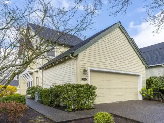 Photo #2: 22451149 Listing