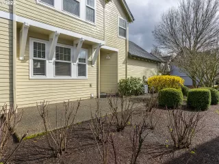 Photo #4: 22451149 Listing