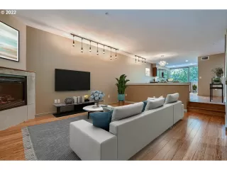 Photo #2: 22451317 Listing 