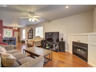 Photo #3: 22451573 Listing 