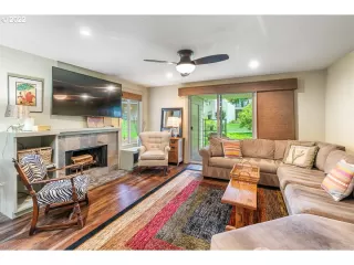 Photo #2: 22451703 Listing 