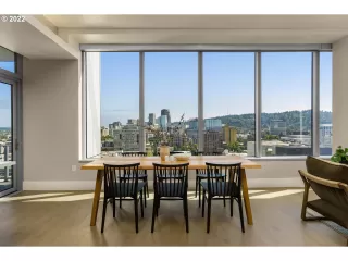 Photo #4: 22451993 Listing