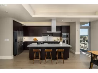 Photo #6: 22451993 Listing