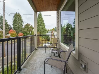 Photo #4: 22452515 Listing