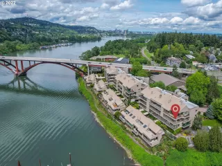 Photo #1: 22452573 Listing