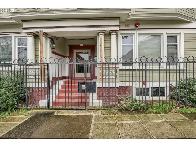 MLS: 22452708 Condo For Sale