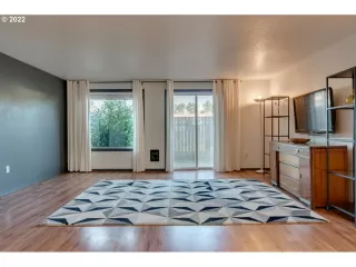 Photo #6: 22452711 Listing