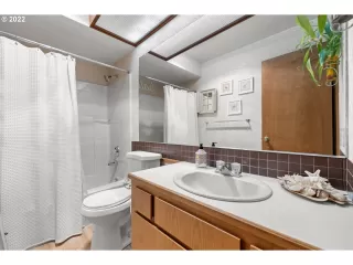 Photo #2: 22453744 Listing 