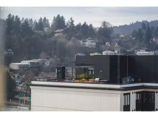 Photo #2: 22454235 Listing