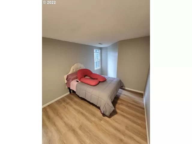 MLS: 22454393 Condo For Sale