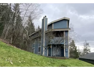 Photo #1: 22455646 Listing