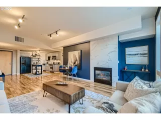 Photo #3: 22456811 Listing