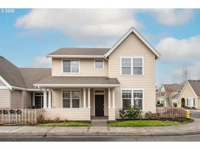 MLS: 22458758 Condo For Sale