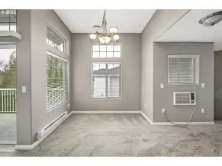 Photo #5: 22459157 Listing