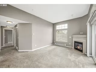 Photo #6: 22459157 Listing