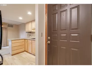 Photo #4: 22459369 Listing 