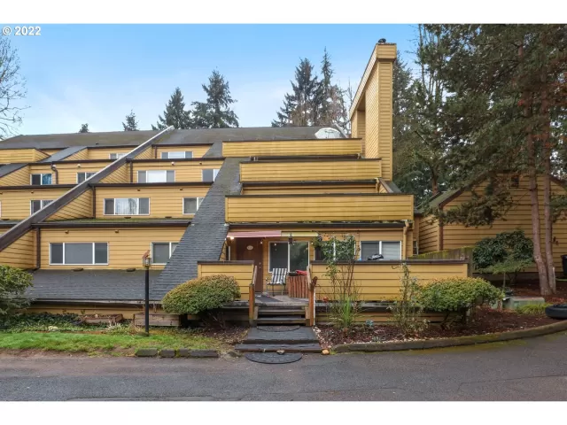 MLS: 22459534 Condo For Sale