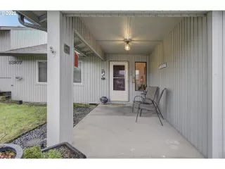 Photo #4: 22459688 Listing