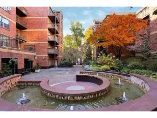 Photo #5: 22459846 Listing 