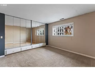 Photo #2: 22460168 Listing