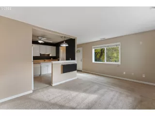 Photo #3: 22460168 Listing