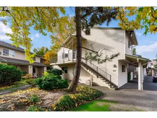 Photo #6: 22460168 Listing