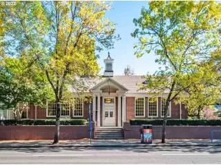 Photo #5: 22460807 Listing 