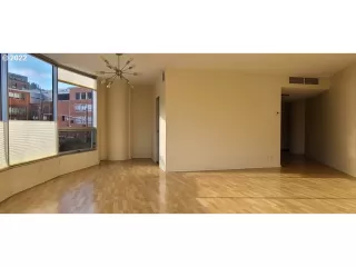 Photo #1: 22461112 Listing 