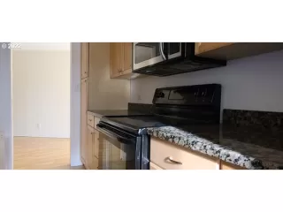 Photo #6: 22461112 Listing 