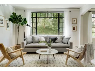 Photo #5: 22461883 Listing