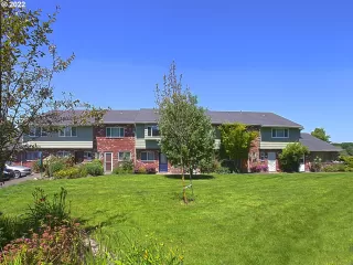 Photo #4: 22462054 Listing